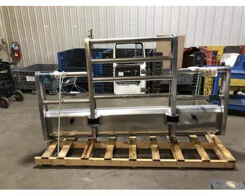 Kenworth W900L Bumper Assembly, Front