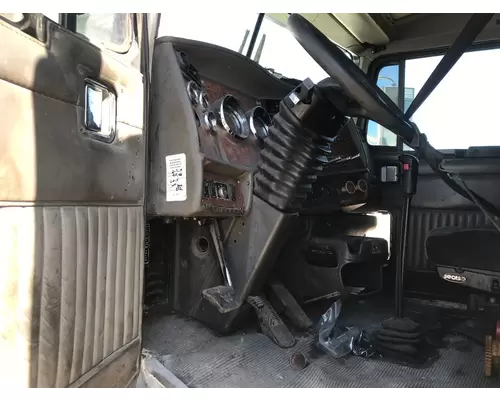 Kenworth W900L Cab Assembly