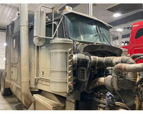 Kenworth W900L Cab Assembly