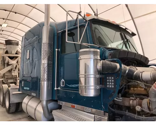 Kenworth W900L Cab Assembly