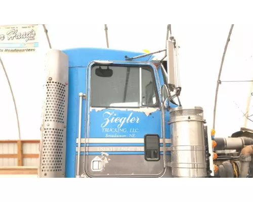Kenworth W900L Cab Assembly