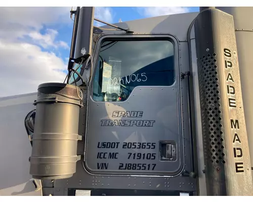 Kenworth W900L Cab Assembly
