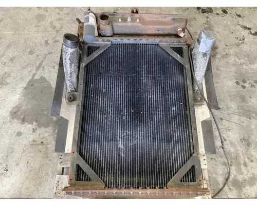 Kenworth W900L Cooling Assembly. (Rad., Cond., ATAAC)