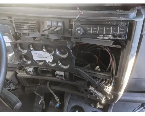 Kenworth W900L Dash Assembly
