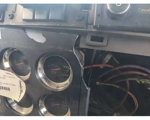Kenworth W900L Dash Assembly