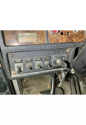 Kenworth W900L Dash Assembly