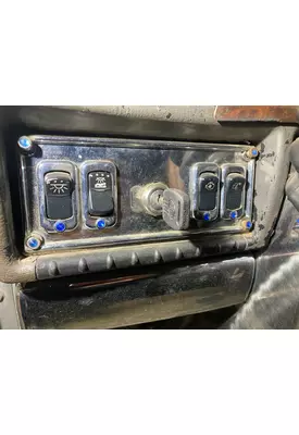 Kenworth W900L Dash Assembly