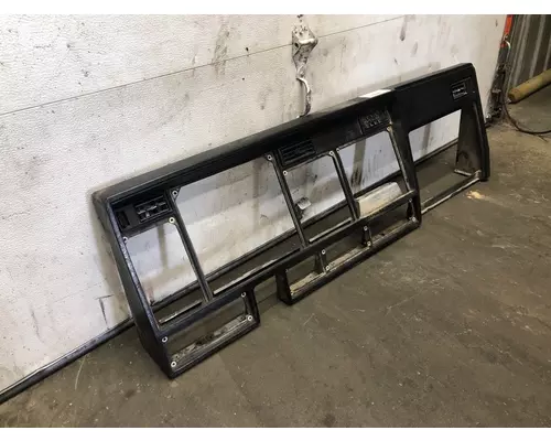 Kenworth W900L Dash Assembly
