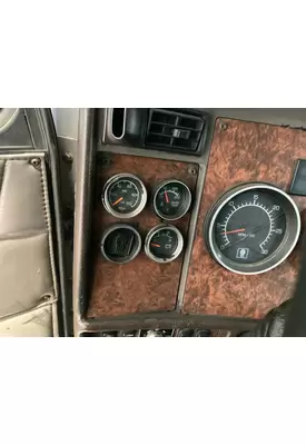 Kenworth W900L Dash Assembly