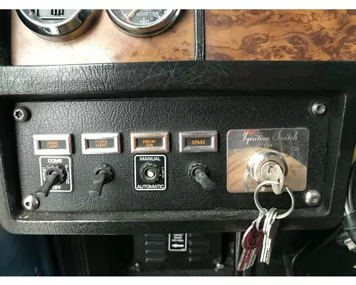 Kenworth W900L Dash Panel