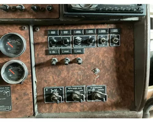 Kenworth W900L Dash Panel