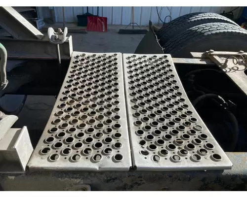 Kenworth W900L Deckplate