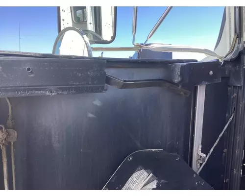 Kenworth W900L Door Assembly, Front