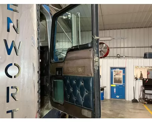 Kenworth W900L Door Assembly, Front