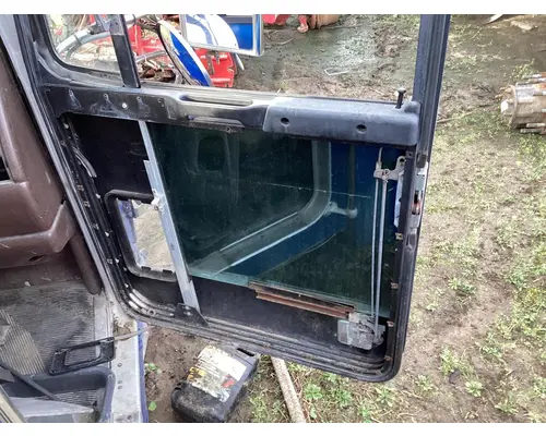 Kenworth W900L Door Assembly, Front