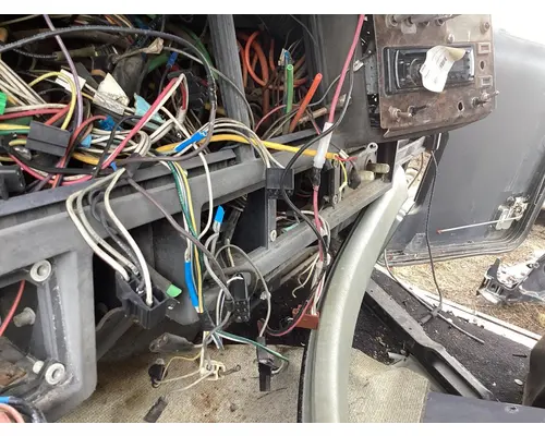 Kenworth W900L Electrical Misc. Parts