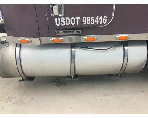 Kenworth W900L Fuel Tank Strap