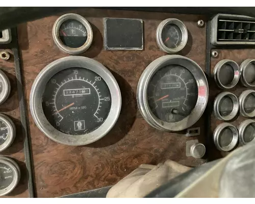 Kenworth W900L Instrument Cluster