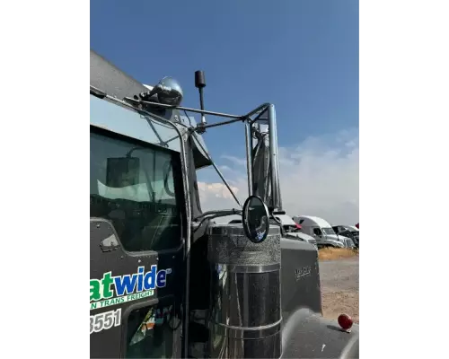 Kenworth W900L Mirror (Side View)