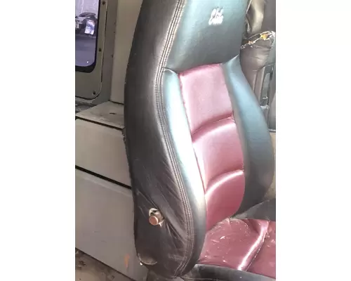 Kenworth W900L Seat (Air Ride Seat)