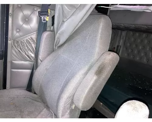 Kenworth W900L Seat (Air Ride Seat)