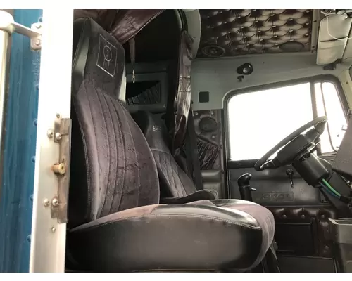 Kenworth W900L Seat (non-Suspension)