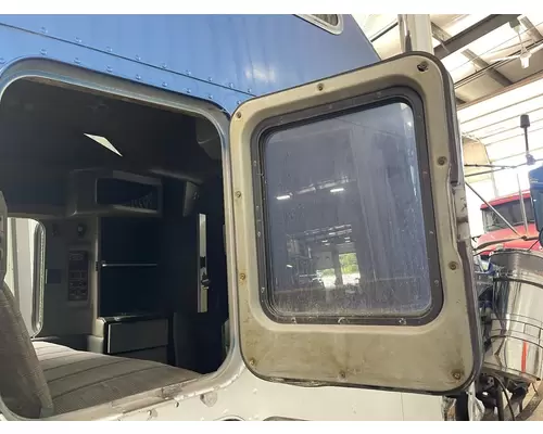 Kenworth W900L Sleeper Door