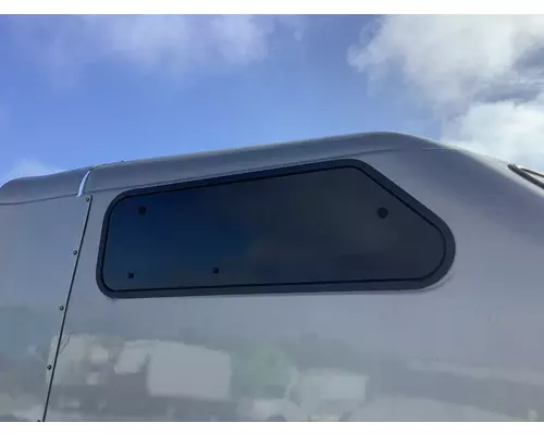 Kenworth W900L Sleeper Window