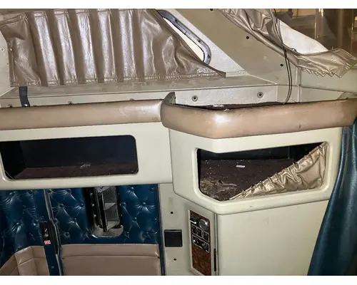 Kenworth W900L Sleeper