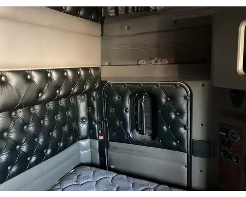 Kenworth W900L Sleeper