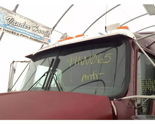 Kenworth W900L Sun Visor (Exterior)