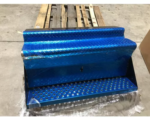 Kenworth W900L Tool Box