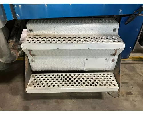 Kenworth W900L Tool Box