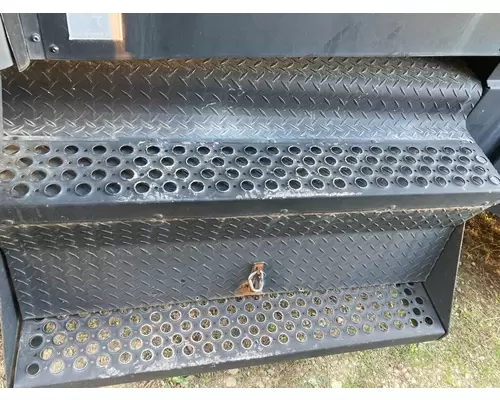 Kenworth W900L Tool Box