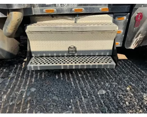 Kenworth W900L Tool Box