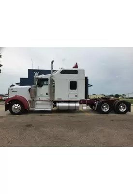 Kenworth W900L Truck