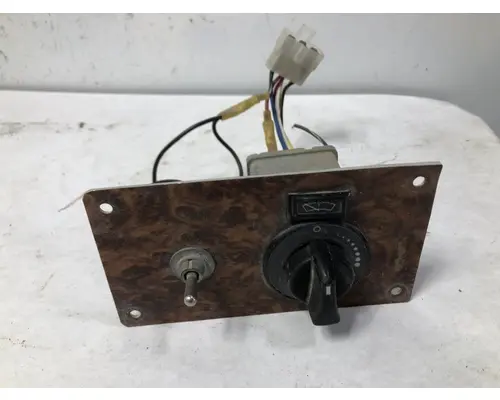 Kenworth W900S Dash Assembly