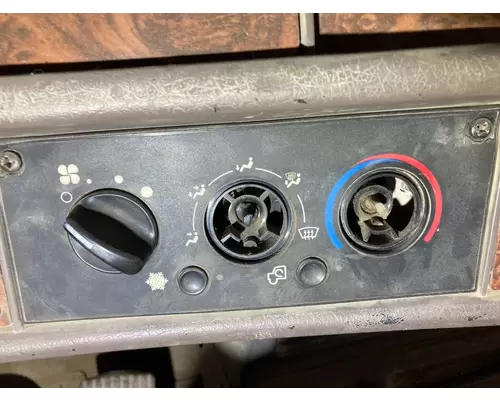 Kenworth W900S Heater & AC Temperature Control