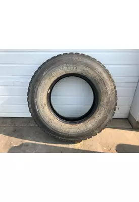 Kenworth W900S Tires