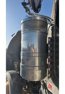 Kenworth W900 Air Cleaner