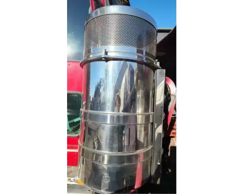 Kenworth W900 Air Cleaner