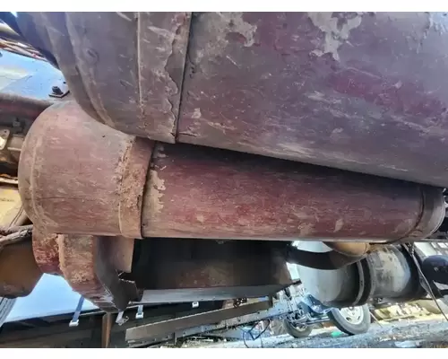 Kenworth W900 Air Tank