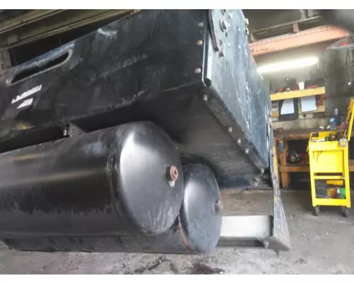 Battery Box KENWORTH W900 LKQ KC Truck Parts - Inland Empire