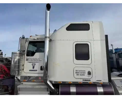 Kenworth W900 Cab