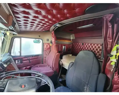 Kenworth W900 Cab