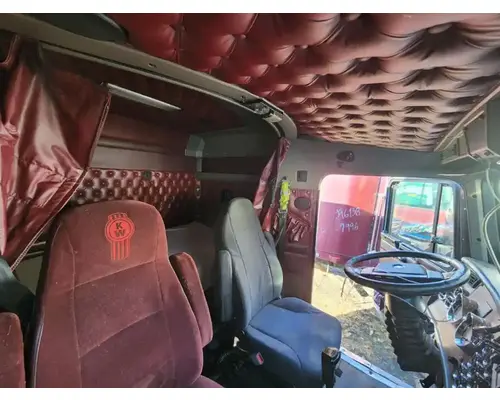 Kenworth W900 Cab