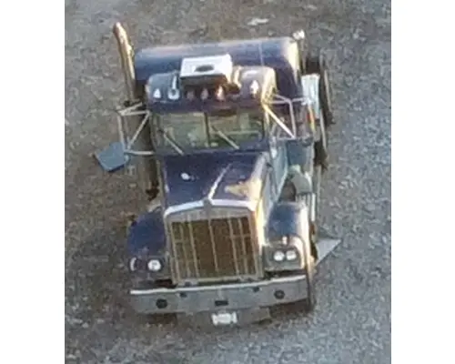 Complete Vehicle KENWORTH W900 Truck Salvage International Inc