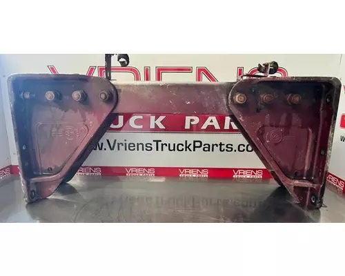 Crossmember KENWORTH W900 Vriens Truck Parts