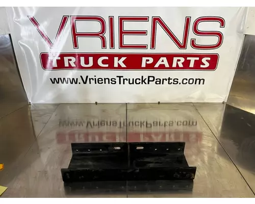 Crossmember KENWORTH W900 Vriens Truck Parts