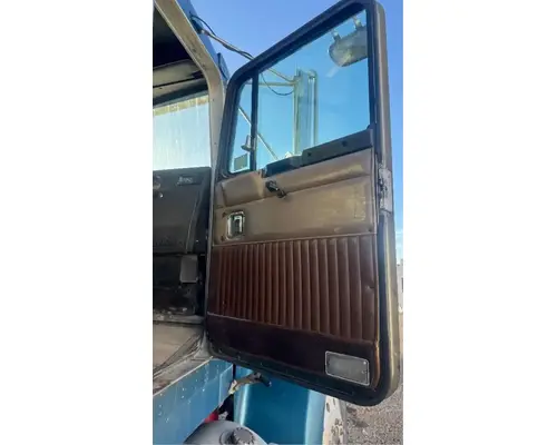 Kenworth W900 Door Assembly, Front